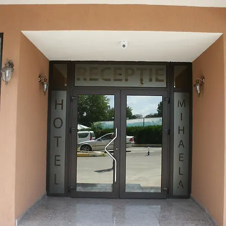 Mihaela 3*